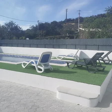 Дом отдыха Casas Caiado Two With Swimming Pool Фару