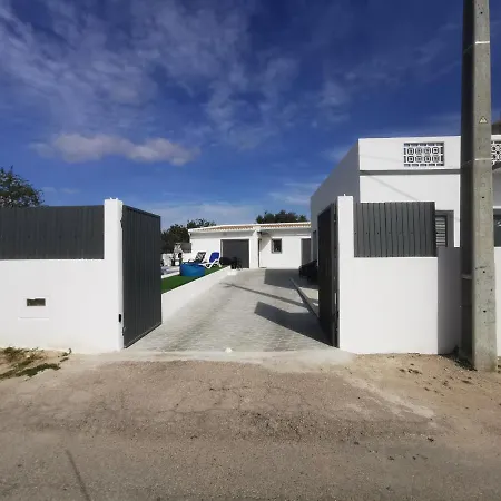 Casas Caiado Two With Swimming Pool Faro