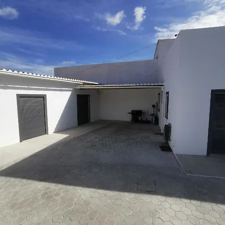 Дом отдыха Casas Caiado Two With Swimming Pool