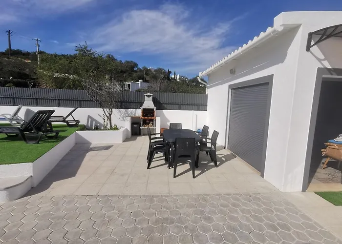 Дом отдыха Casas Caiado Two With Swimming Pool