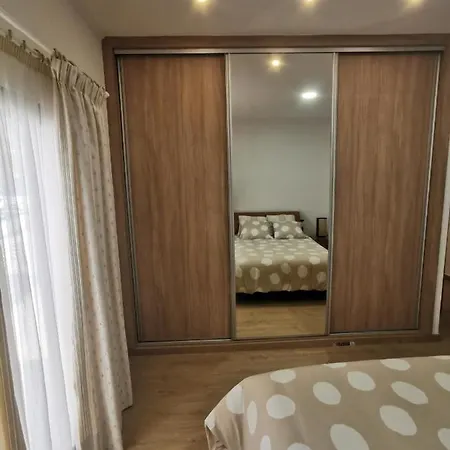 Сasa de vacaciones Casas Caiado Two With Swimming Pool *