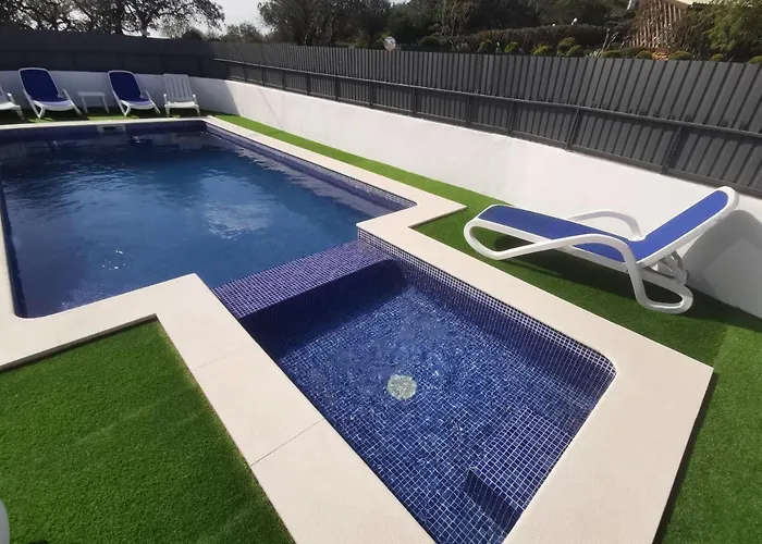 펜션 Casas Caiado Two With Swimming Pool