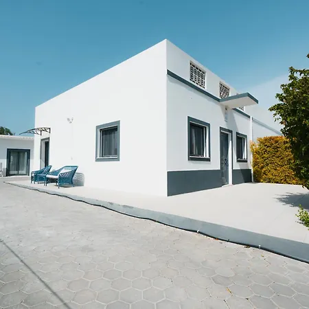 Сasa de vacaciones Casas Caiado Two With Swimming Pool