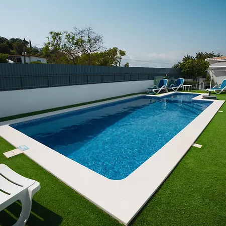 Сasa de vacaciones Casas Caiado Two With Swimming Pool *